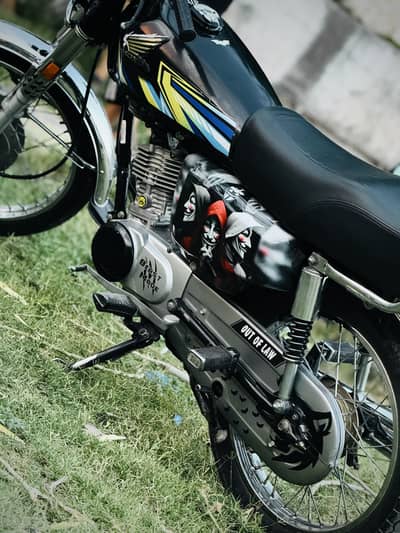 Hona 125 22 Model Mzd nmbr Contact (03109092647)