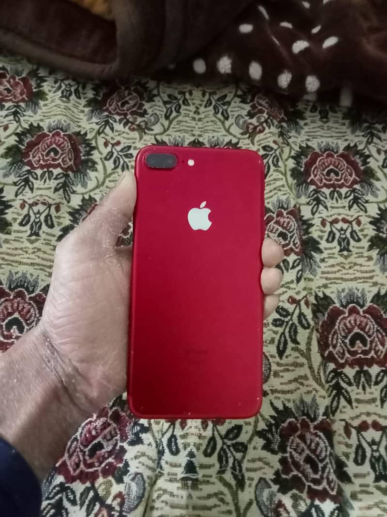 Apple iPhone 7 Plus 0
