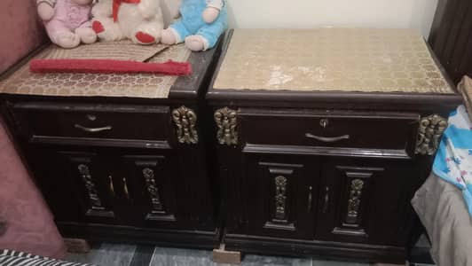 Siide tables 02