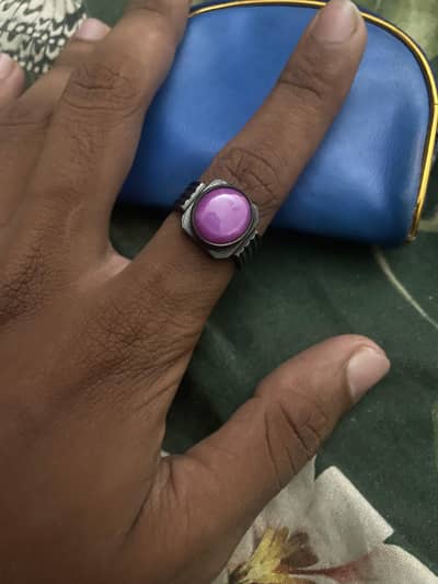 I want to sell my purple/ pink Opal stone with sliver