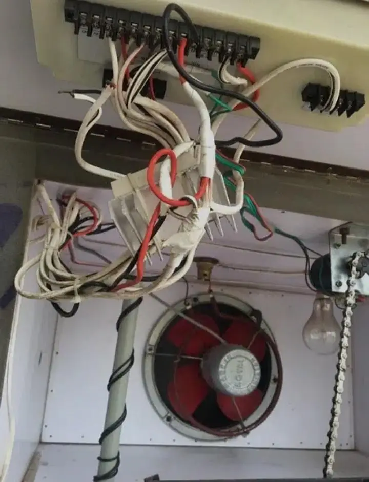 High Capacity Egg Incubator for sale - 1060 Eggs + 250-Eggs Hatcher — photo 6