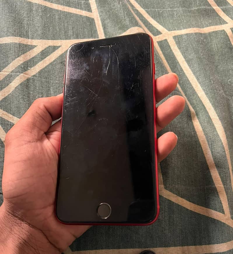 Apple iPhone 8 Plus 1