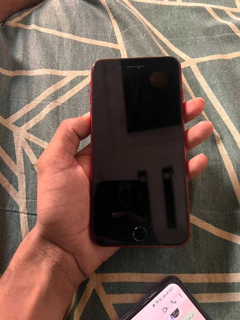 Apple iPhone 8 Plus 2