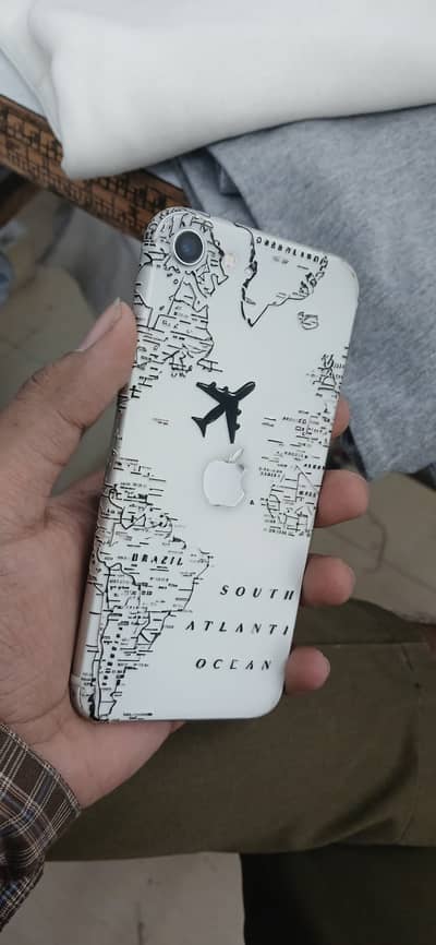 Apple iPhone SE 2020