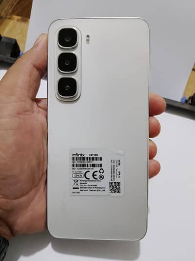 Infinix Hot 60i