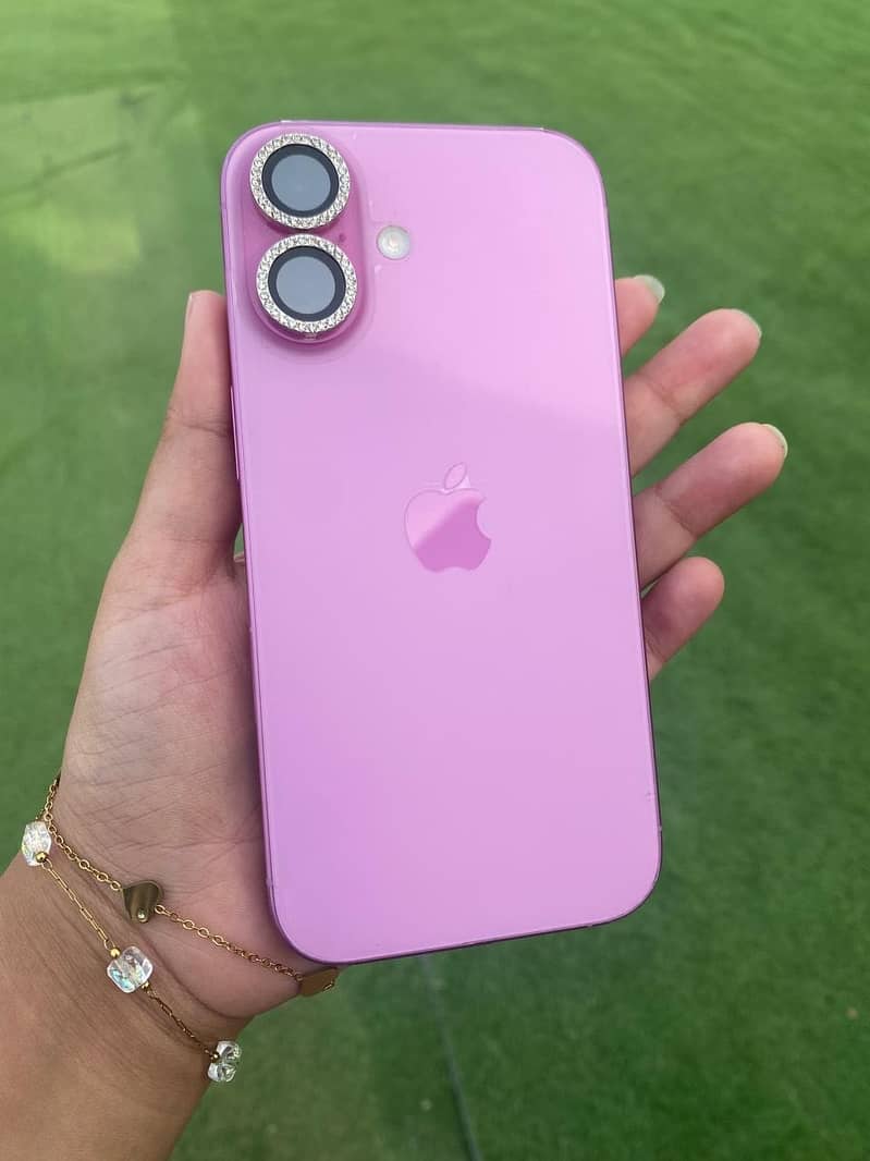 Apple iPhone 16 1