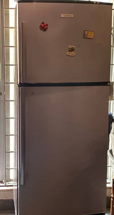 Electrolux Refrigerator (Model SER-9460). Working condition.
