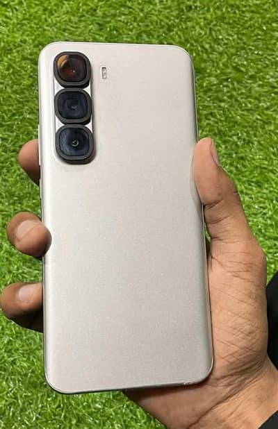 Infinix Hot 60 Pro Plus