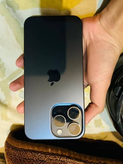 Apple iPhone 15 Pro Max 256gb ( mdm phone )
