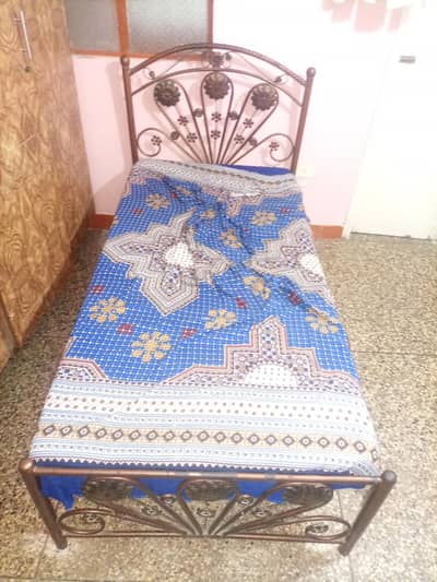 Iron Single Bed for Sale – Without Mattress