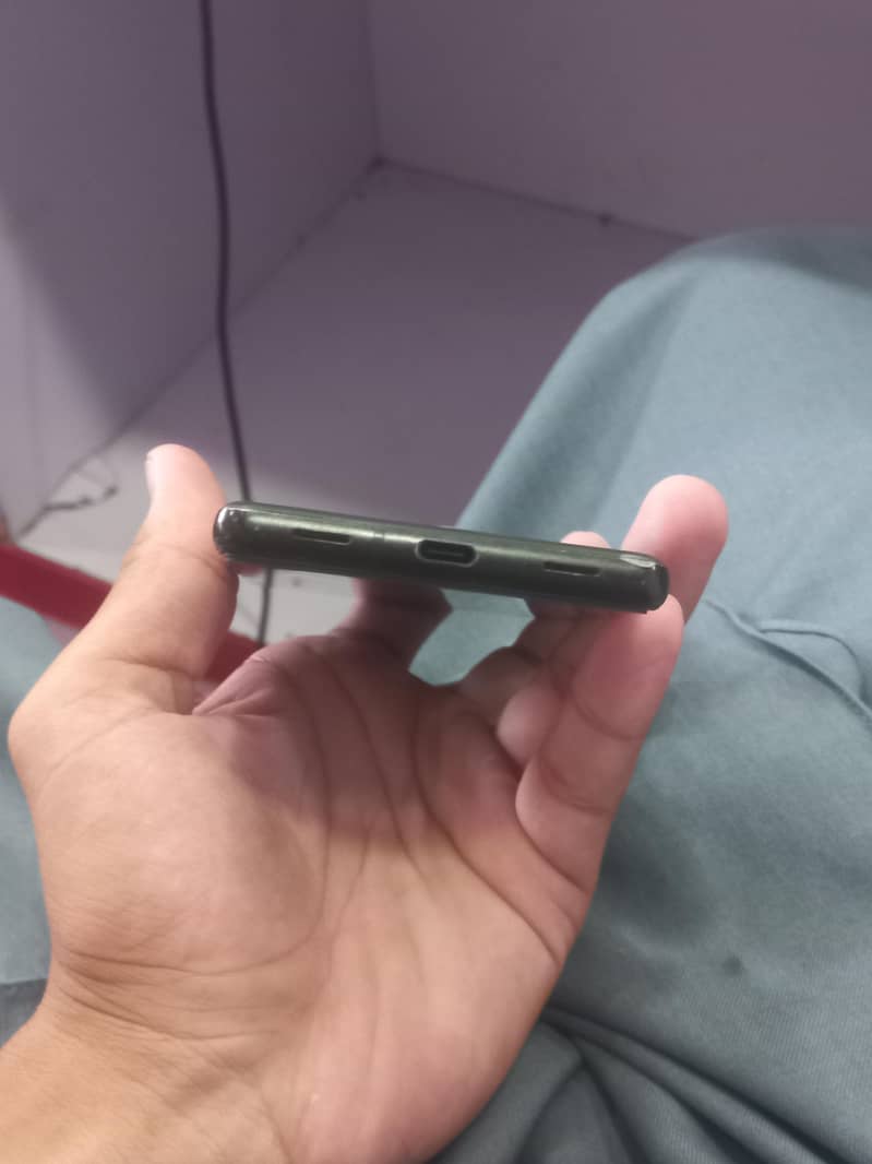 Google Pixel 6a 4