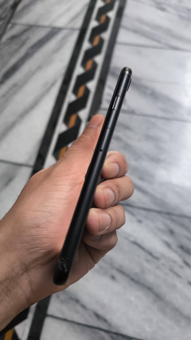 Apple iPhone SE 2