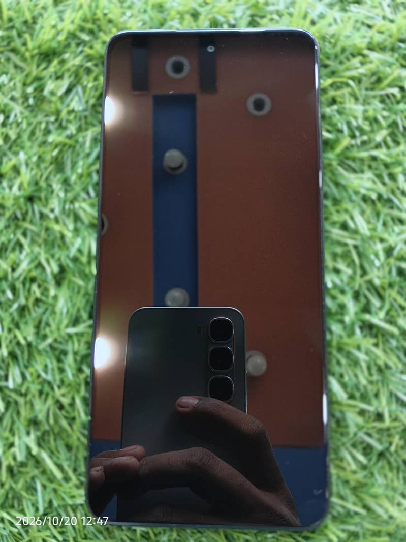Realme C75 1