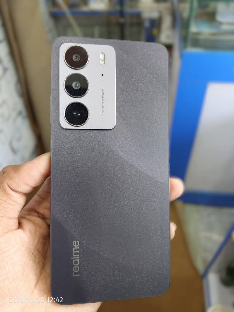 Realme C75 8