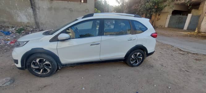Honda BR-VS i vtec 2017 2018