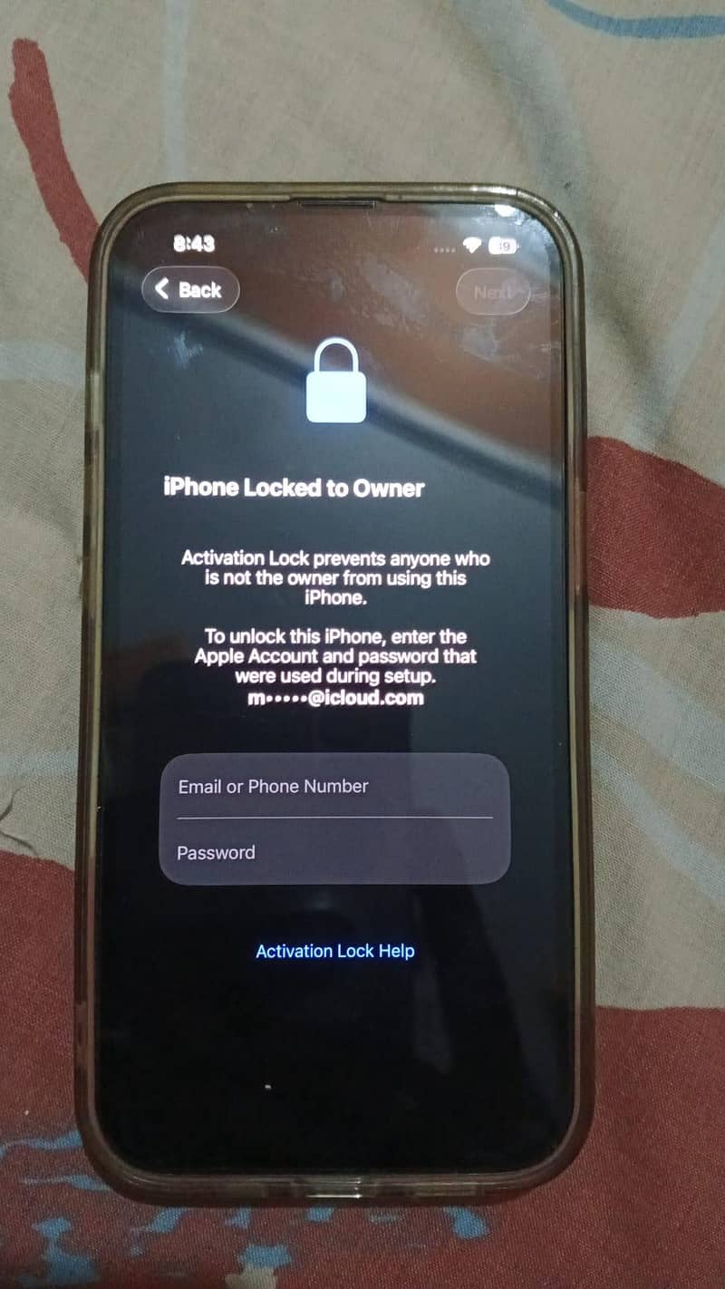 Apple iPhone 13 6