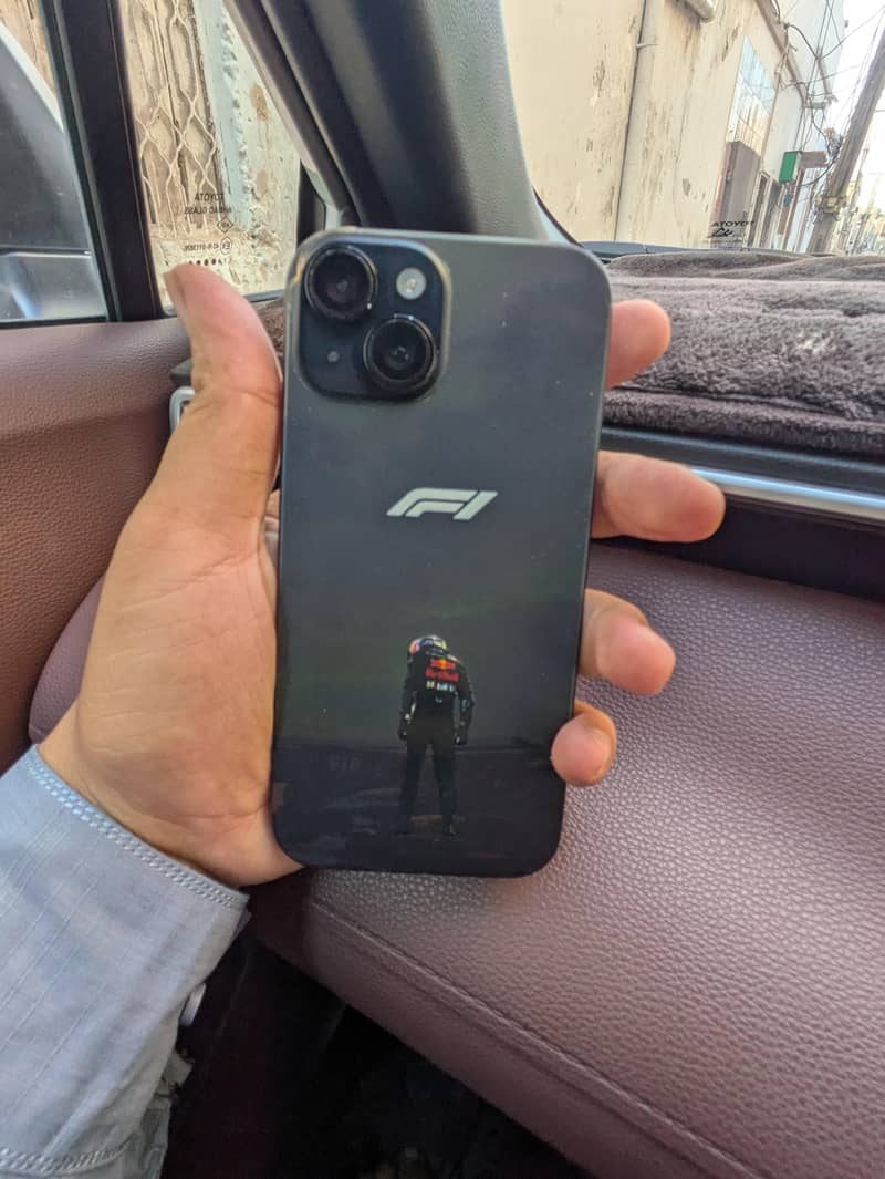 Apple iPhone 15 2