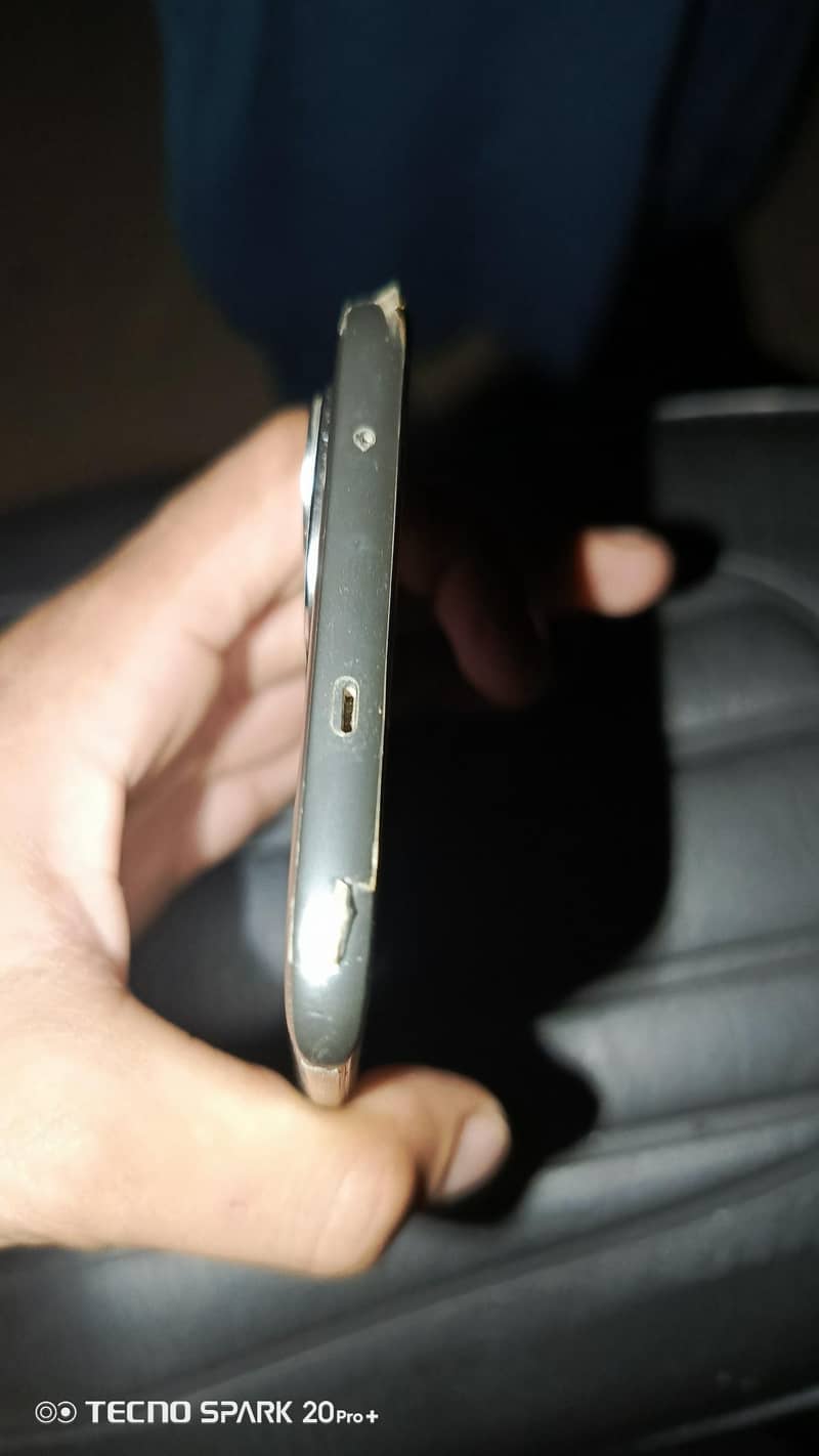 techno spark 40pro plus 2