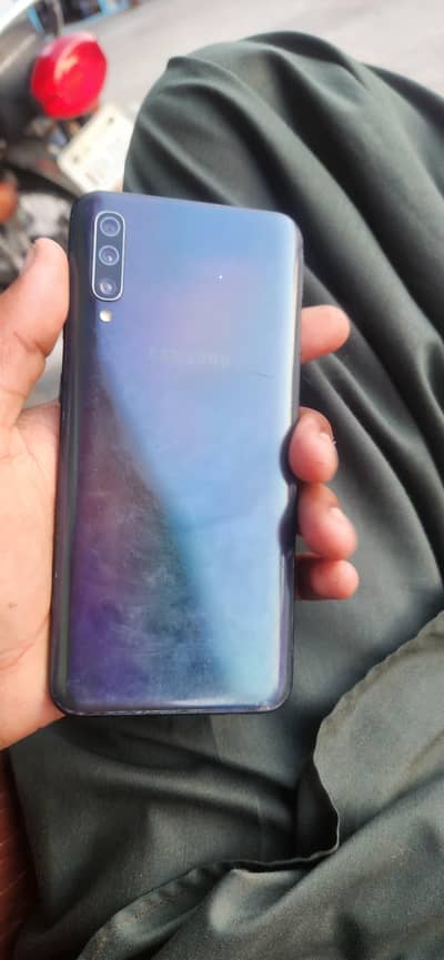 Samsung Mobile A50