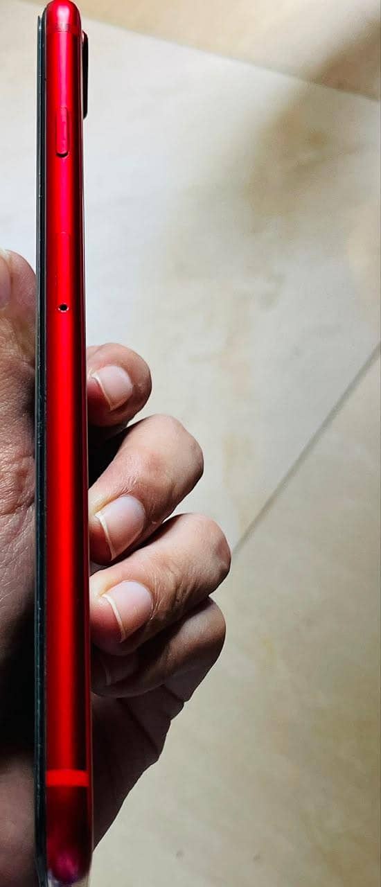 Apple iPhone 8 Plus 1