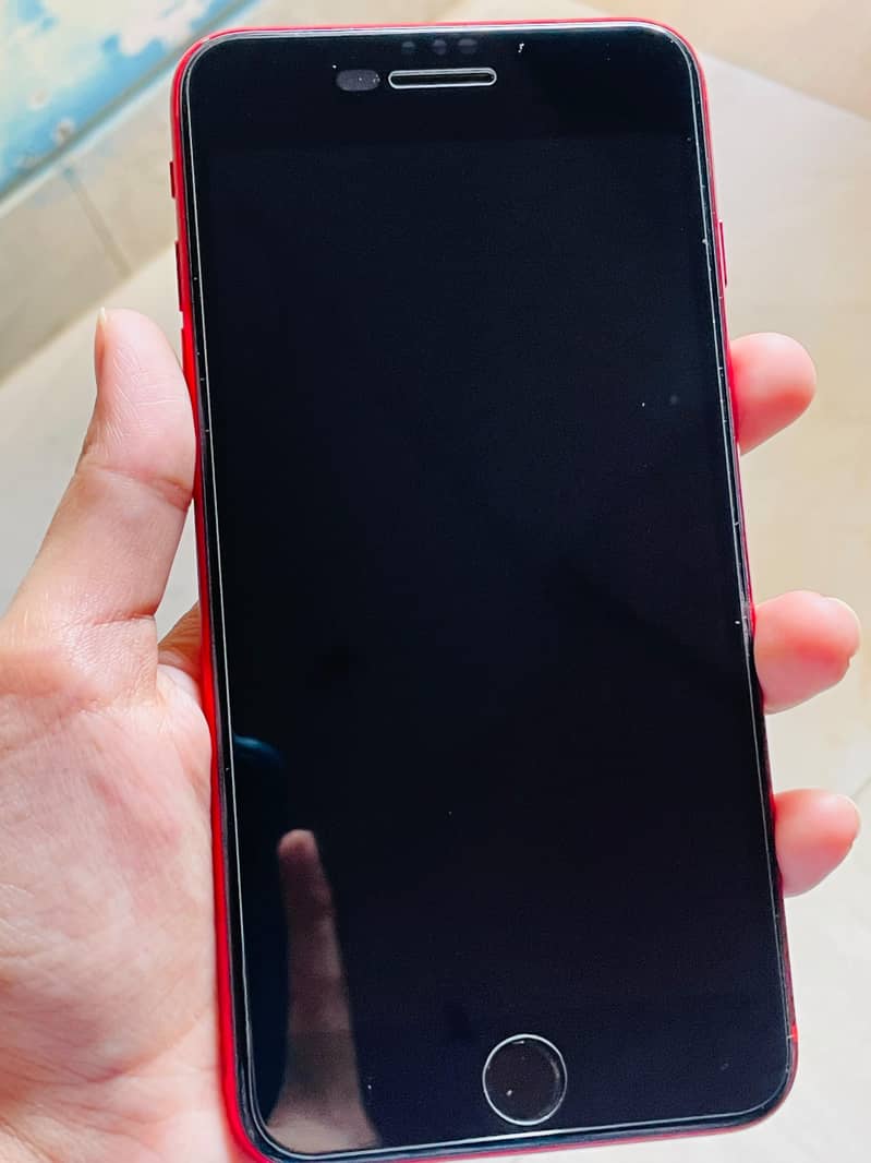 Apple iPhone 8 Plus 5