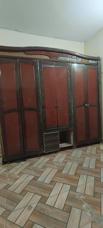 full size wardrobes available for sell