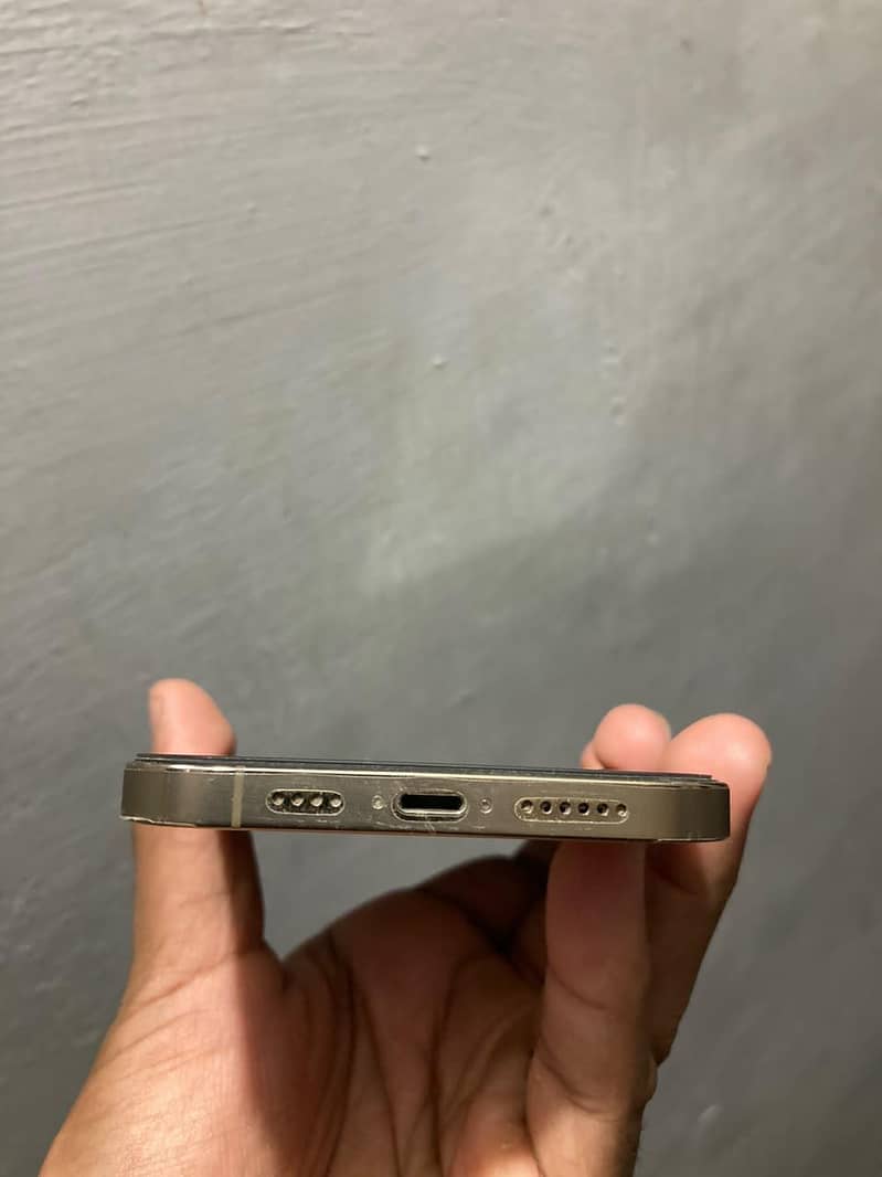 Apple iPhone 12 Pro Max 5