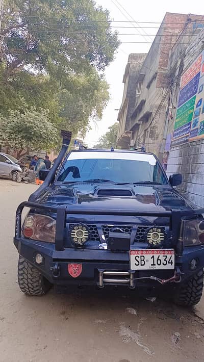 Nissan Navara 2011 modek 20201 register
