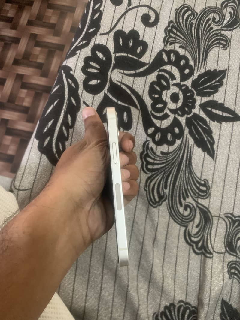 Apple iPhone 12 mini 2