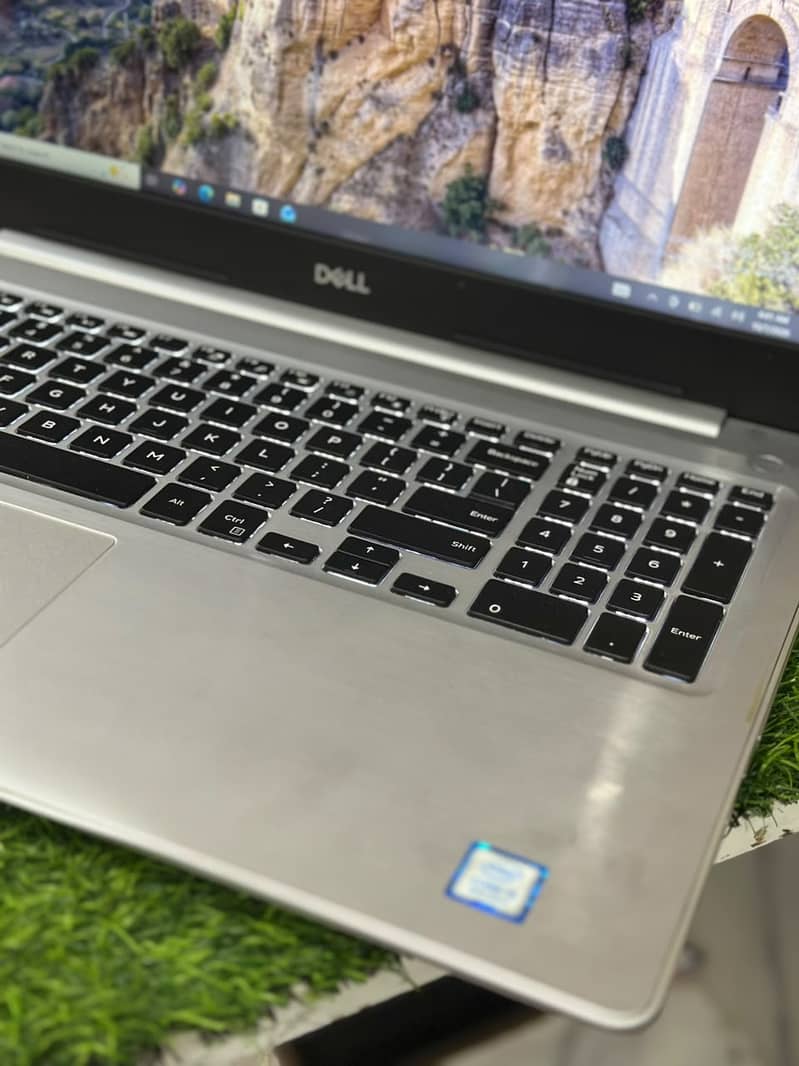 Dell Inspiron 5570 intel Core i5 8th Generation Touch Screen Laptop ...