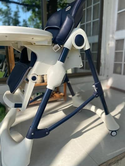More Kiss Branded Baby High Chair / Dining char.