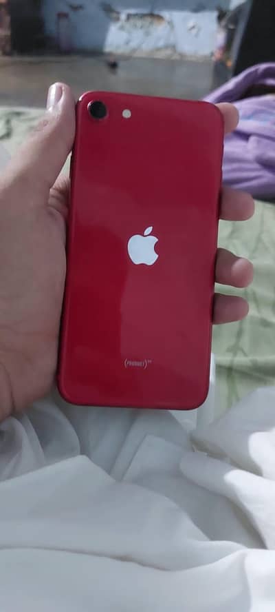 Apple iPhone SE