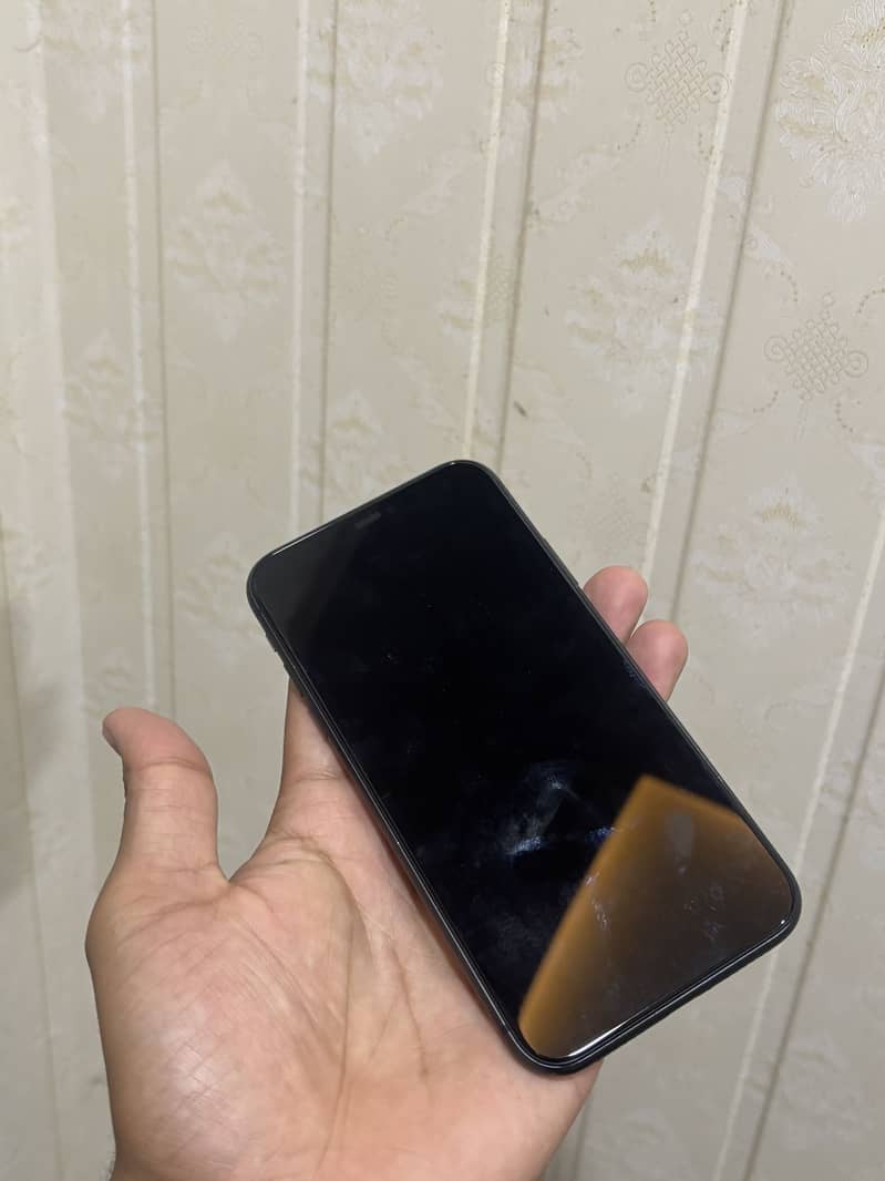 Apple iPhone 11 2