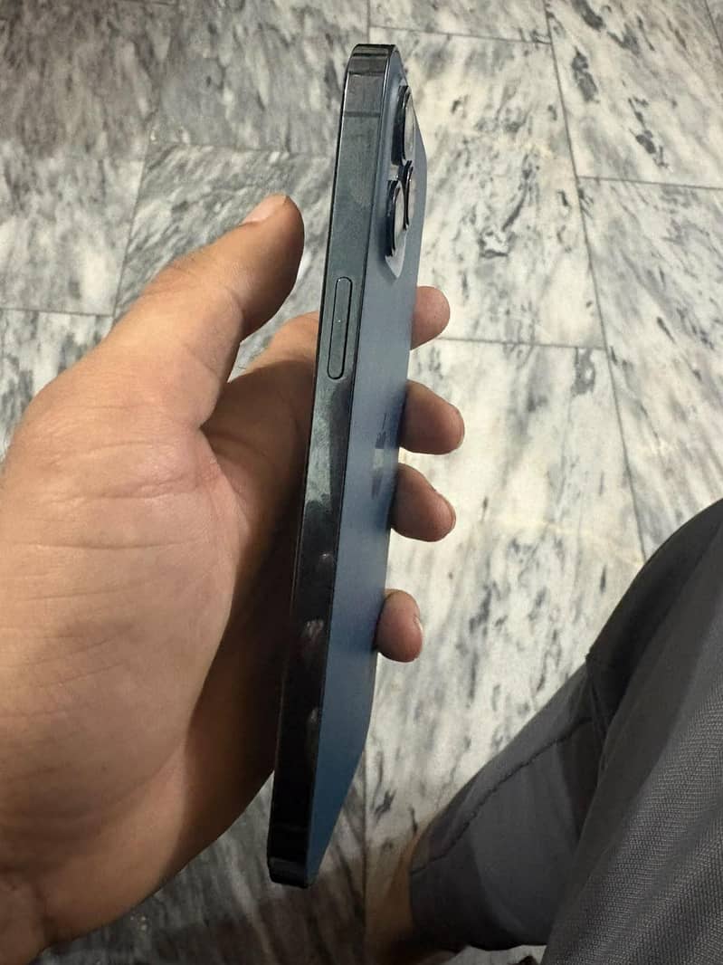Apple iPhone 12 Pro Max 7