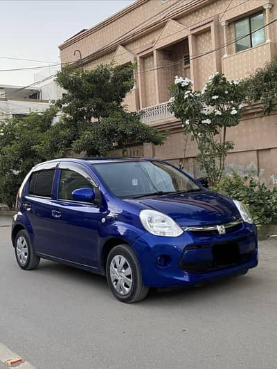 Toyota Passo Hana 4 Grade