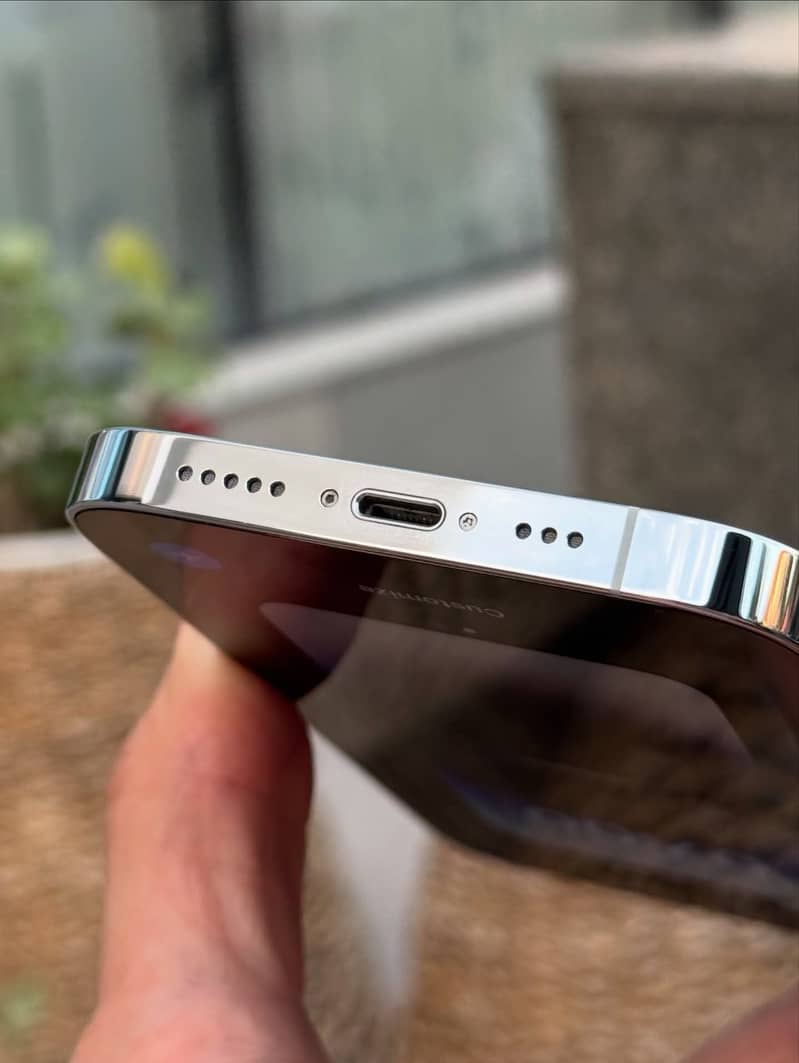 Apple iPhone 14 Pro 3