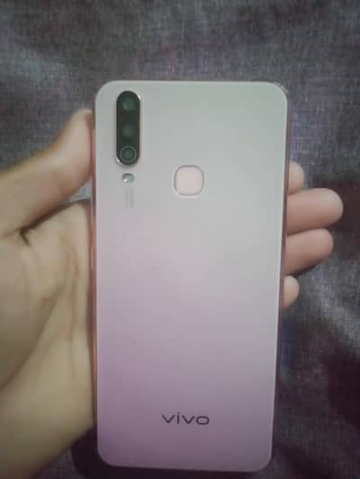 Vivo Y17