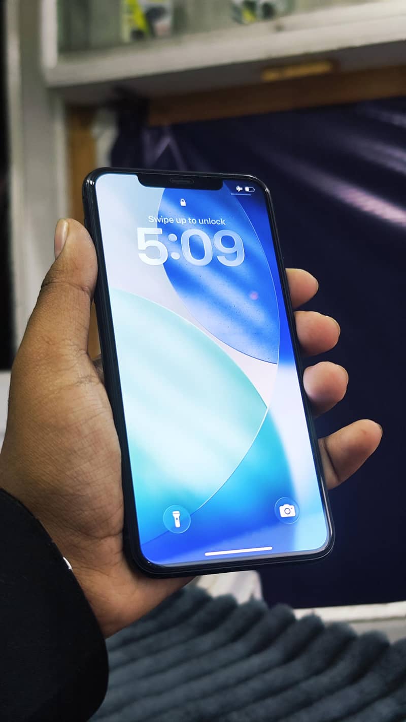 iPhone 11 Pro Max 5