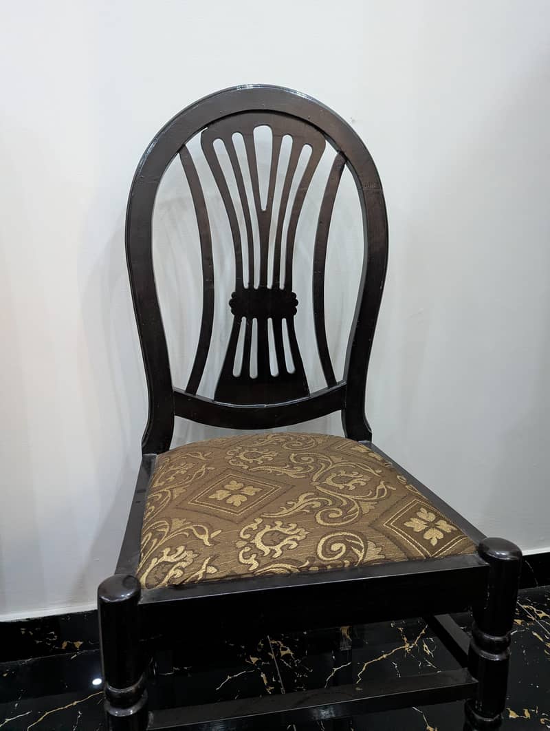 Dining Table 6 chairs 03364081432 1