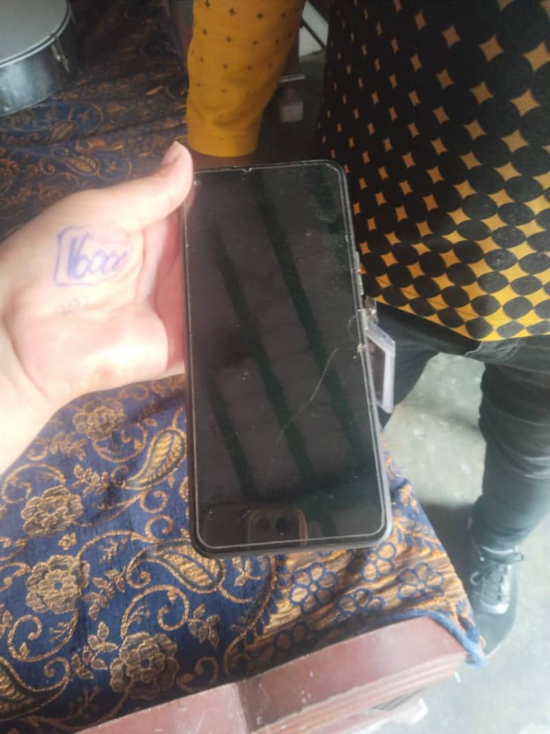 Tecno spark 6 1