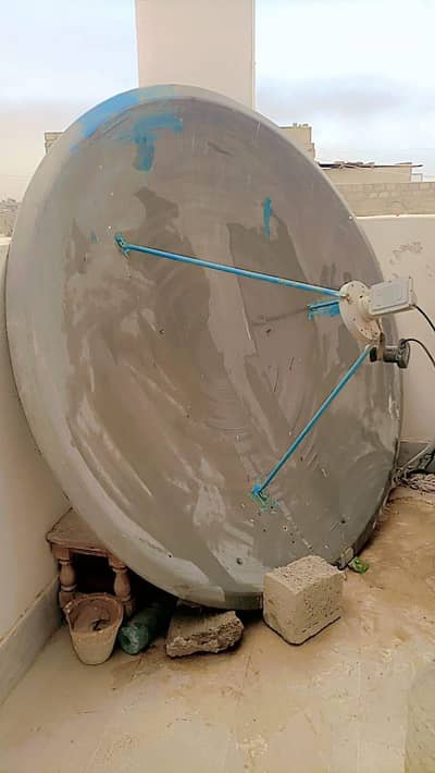 Dish antina with receiver