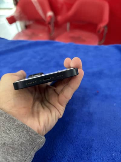Apple iPhone 14