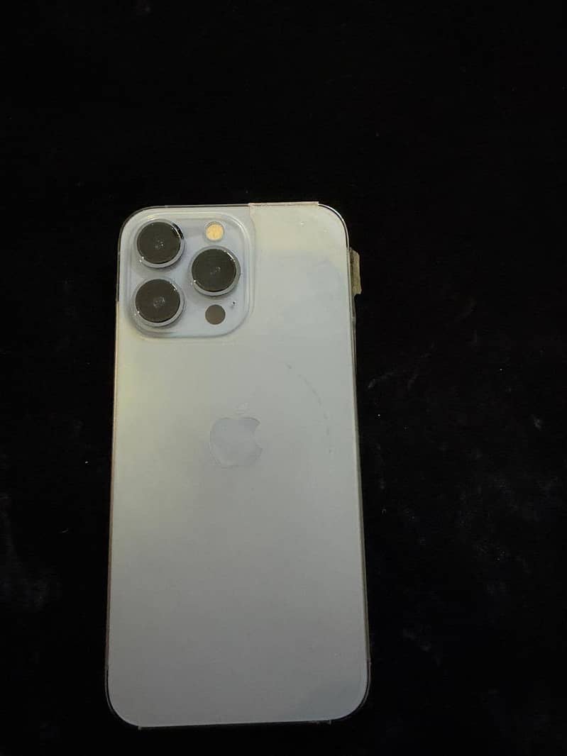 Apple iPhone 13 Pro 2