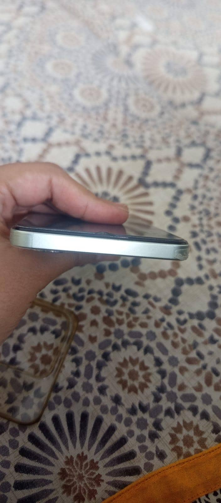 Realme Note 60x 4