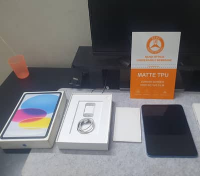 iPad 10th Generation 256GB Blue | 10/10 | Complete Box