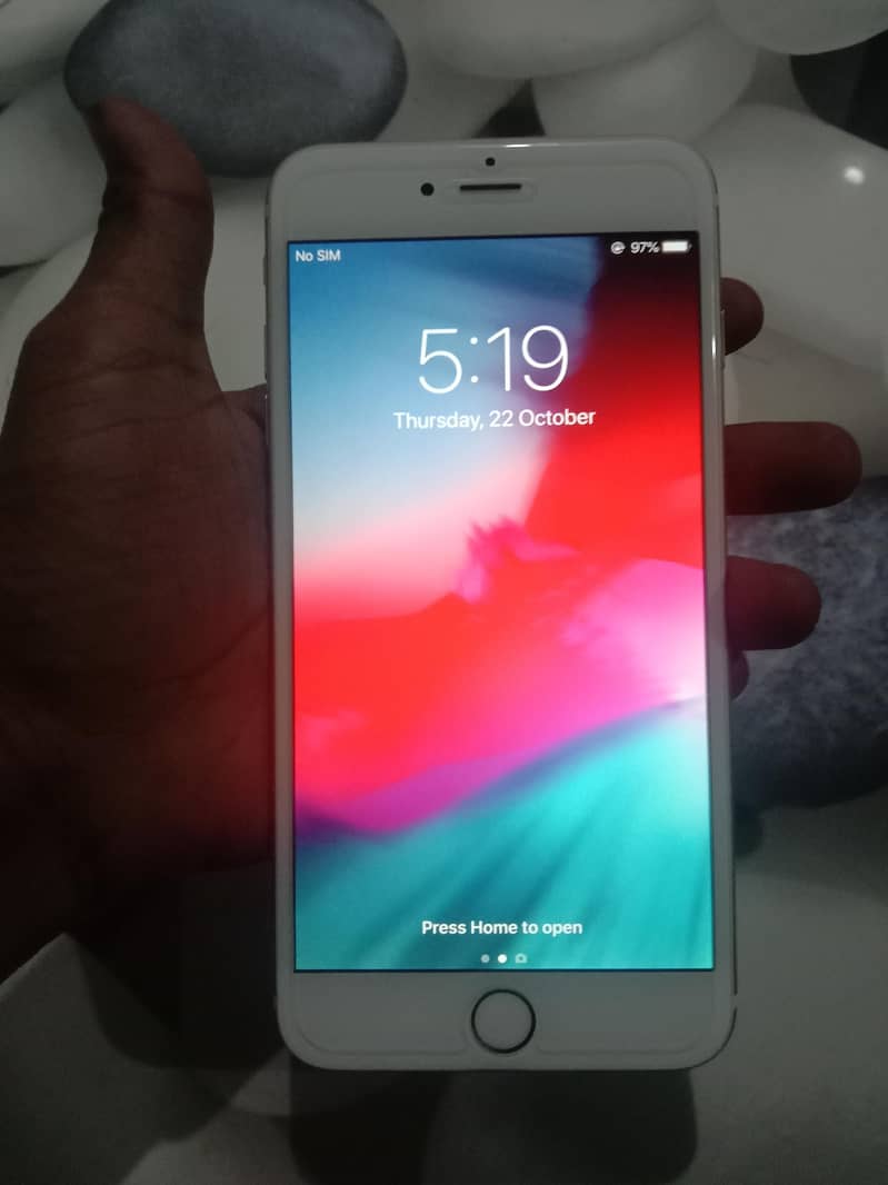 Apple iPhone 6 Plus 0