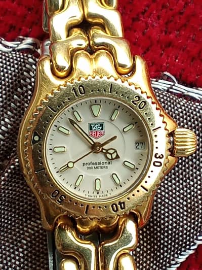 Original Vintage TAG Heuer Professional 200M