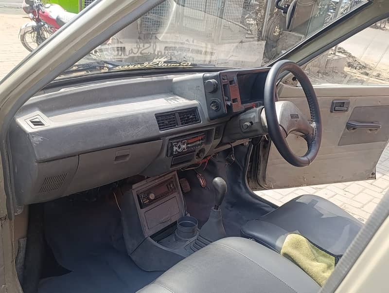 Suzuki Mehran VX 2000 6