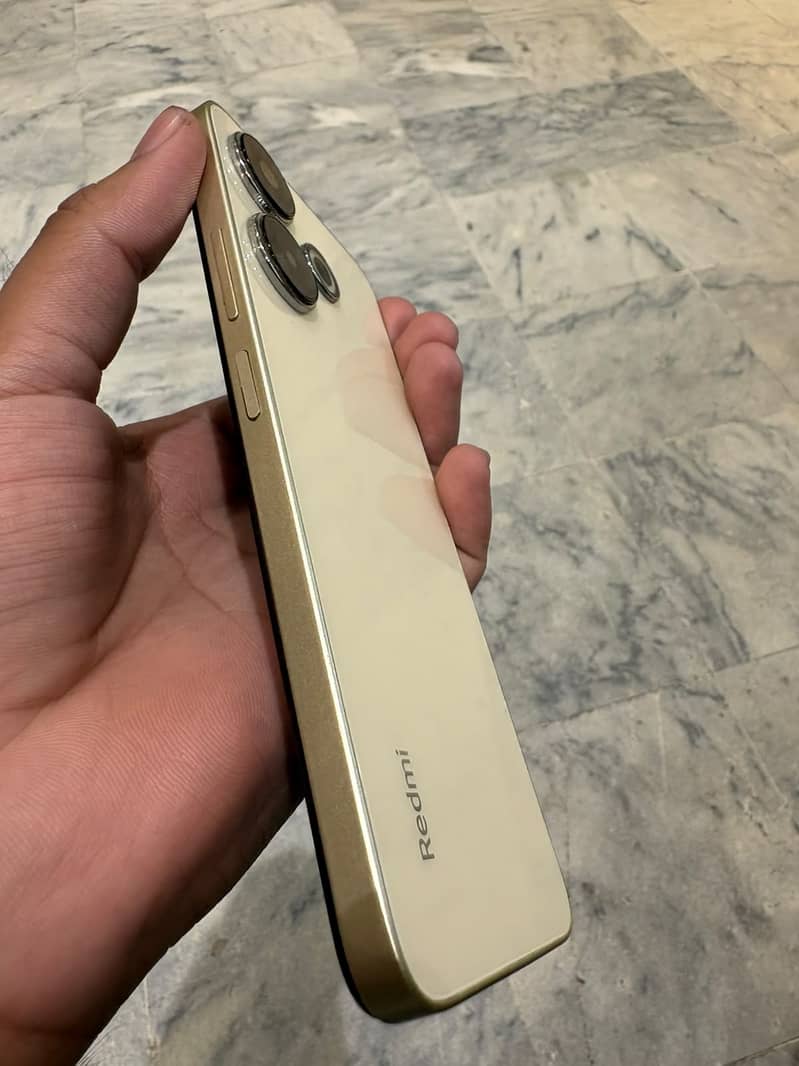 Xiaomi Redmi 13 3