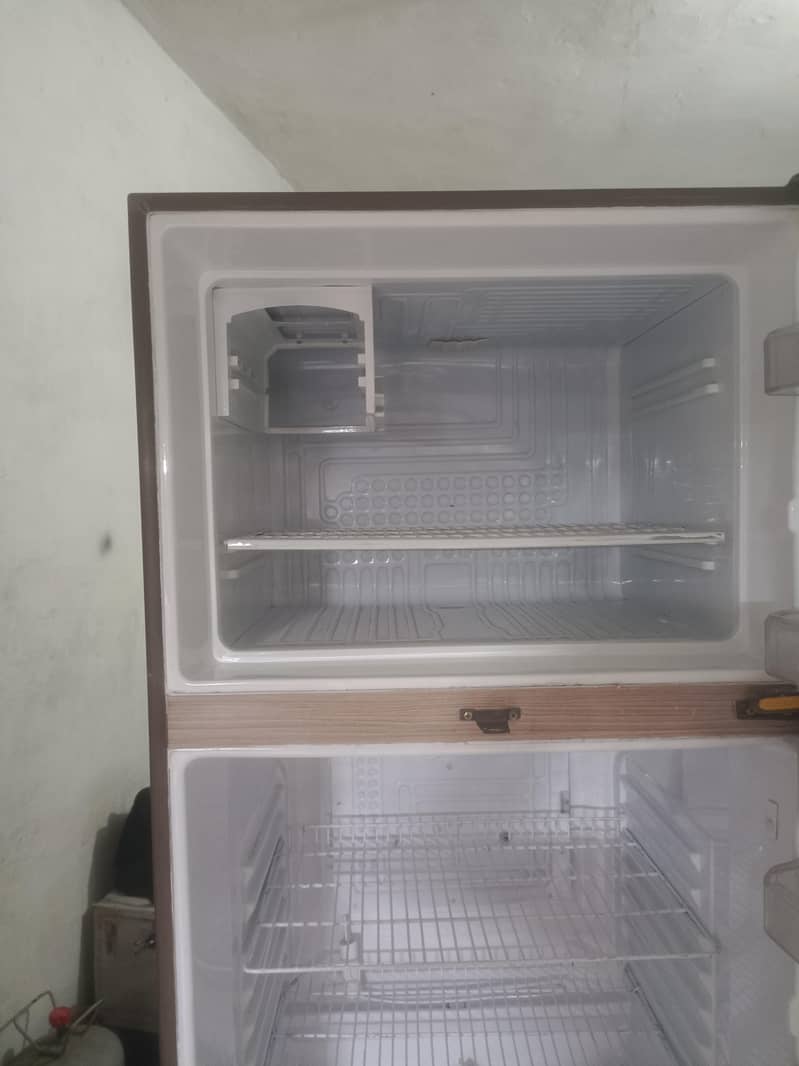 Waves Refrigerator 3